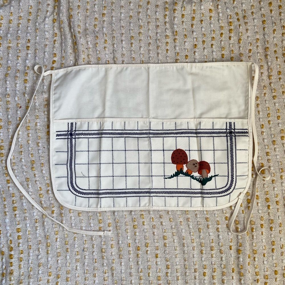 Mushroom Apron
